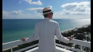 Fontainebleau Miami en el TV show Mis Hoteles Favoritos con Esteban Mercer