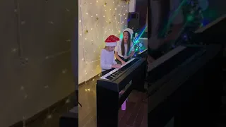 Новогодние игрушки🎄 Новогодний Челлендж🎶 Наша ученица Алиса и преподаватель Глафира Андреевна🎹