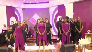 IN THE ROOM _MAVERICK_CITY_NAOMI_RAINE_TASHA_COBBS(M.T.D COVER)