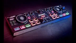 Mixing with the Numark DJ2GO2