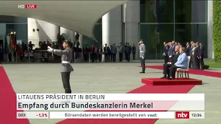 Live: Merkel empfängt den Präsident von Litauen mit militärischen Ehren