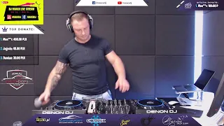 Maaxx LiveStream Holidays Mix