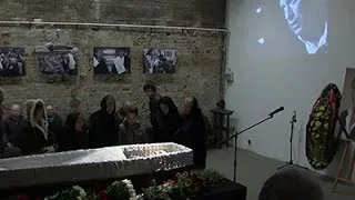 Raw: Mourners Pay Respects to Russia's Nemtsov