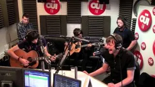 Kasabian - The Beatles Cover - Session Acoustique OÜI FM