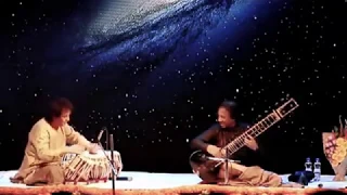 Ustad Shahid Parvez and Ustad Zakir Hussain - Raag Yaman - Part 2