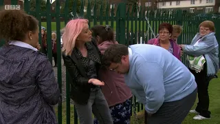 Waterloo Road - Bette Mansfield backhands Daniel Chalk and knees him in the balls (S7E5)