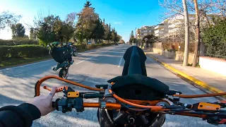 Σούζες με το KTM και το HUSQVARNA 🔥 SMC690R / 701SM Wheelie - ATH BIKELIFE