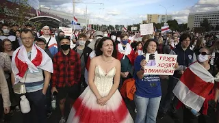 Протесты накануне саммита: на улицы Минска вышли сотни тысяч человек
