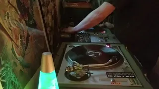 DrGiggles Live DJ Vinyl Mix Bleep Bass Early Rave Techno Turntable Long Mix Video 88-92 Bleeps