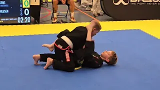 BJJ GI Kids Children | 01-06-2024 | Armbar Submission | ALEC vs LIAN | Nijmegen Open