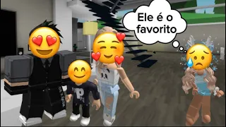 História Roblox - O irmão adotado é o filho favorito