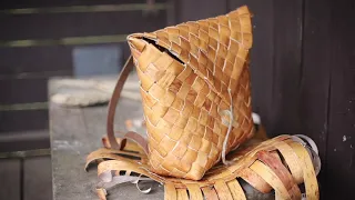 Making a Backpack from Birch Bark -  Finnish Folk