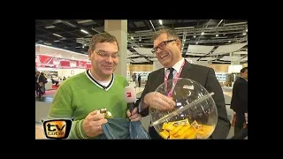 Elton auf der Süßigkeitenmesse - TV total