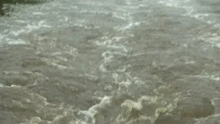 Inondations: les conducteurs bloqués sur l'A10 évacués par les militaires
