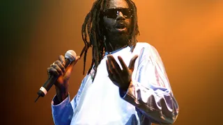 Buju Banton - I Wanna Be Loved (Official Lyrics Video)