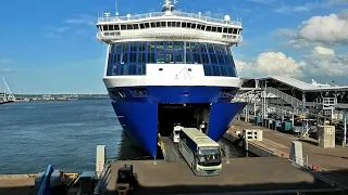 M/S Finlandia bow doors and side ramp