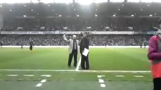 Rangers fans sing Penny Arcade with Sammy King