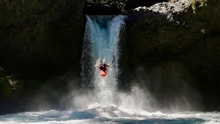 CHASING RAPIDS OF CHILE: Hungarian | Polish | Viking team of kayakers on their whitewater adventure