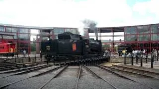 Steamtown CN 3254 rides the turntable