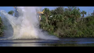 James Bond - 1979 Moonraker - Explosion