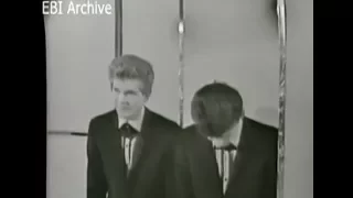 Everly Brothers International Archive :  The Ed Sullivan Show (29 October 1961)