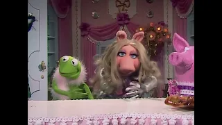 The Muppet Show - 402: Crystal Gayle - Backstage #4 (1979)