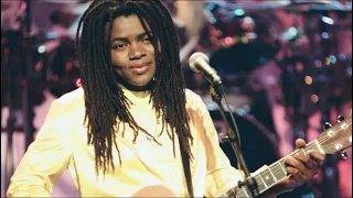 What Happened To Tracy Chapman? | Inside Her Very Private Life