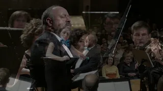 Рахманинов - Концерт №2 для фортепиано с оркестром - исп. Александр Гиндин