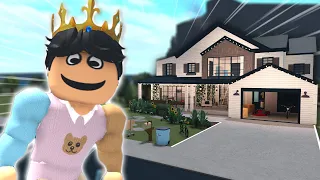HOW TO BECOME BETTER BLOXBURG BUILDER... in a way