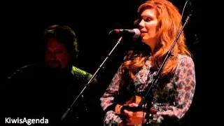 Alison Krauss & Union Station - Ghost In This House (Live @ Beacon Theater, NYC, 8.2.11)