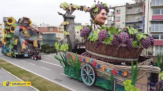 Carnevale di Viareggio 2023..I carri entrano sui viali a mare x il 3°corso mascherato