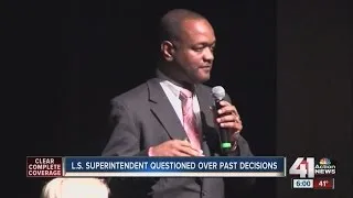 Lee’s Summit superintendent questioned over past decisions