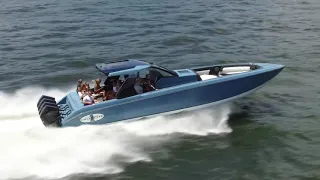 Chasing the 41 Cigarette Nighthawk at Lake of the Ozarks - Ozark Powerboat Club