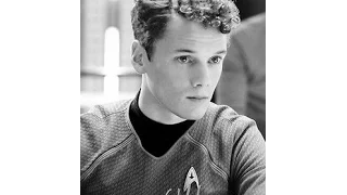 STR8 - Morre Anton Yelchin