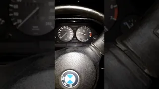 мой BMW e34, запуск в мороз ;)