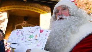 Himmelpfort: Wunschzettel für den Weihnachtsmann aus aller Welt