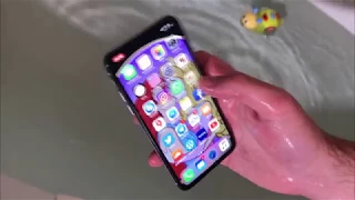 Купаем iPhone X в ванне!  [16+]