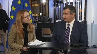 Cele două aventuri romanesti: Schengen și Iohannis la NATO