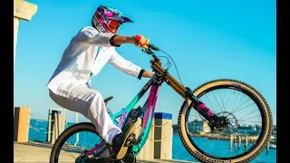 My Brand New 2019 Downhill Bike Build!!! #OiOi From Boxes To First Ride in San Remo Italy.