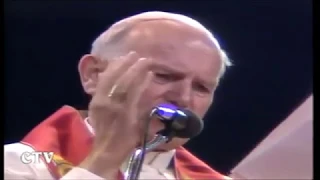 Juan Pablo II cantando "Tu has venido a la orilla" Pescador