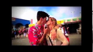 Kissing Prank - Guy Kisses Girls Game - Prank Invasion 2015