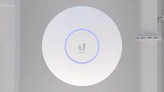 Точка доступа Ubiquiti UniFi 6 Enterprise