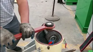 Flat Die Dismantle and Install of Small  Wood Pellet Machine