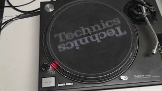 Denon DJ VL12 Prime versus Technics SL-1210MK2