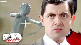 PHOTOGRAPHER Bean! | Mr Bean Funny Clips | Classic Mr Bean