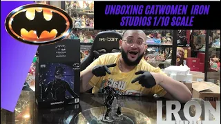 Unboxing Batman Returns Catwomen Statue Iron Studios