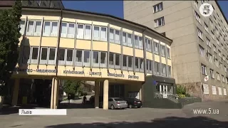 Журналісти у Львові відвідали поранених бійців АТО