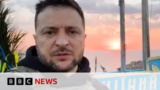 President Zelensky visits Snake Island as Ukraine war enters 500th day – BBC News