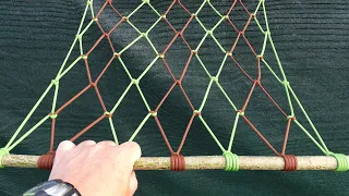 Making a Paracord Net Between two Sticks - Modified Snake Knot / Outdoor Wilderness Tips
