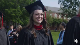 ¡Un cordial mensaje de felicitación a nuestros graduados de la primavera 2020!